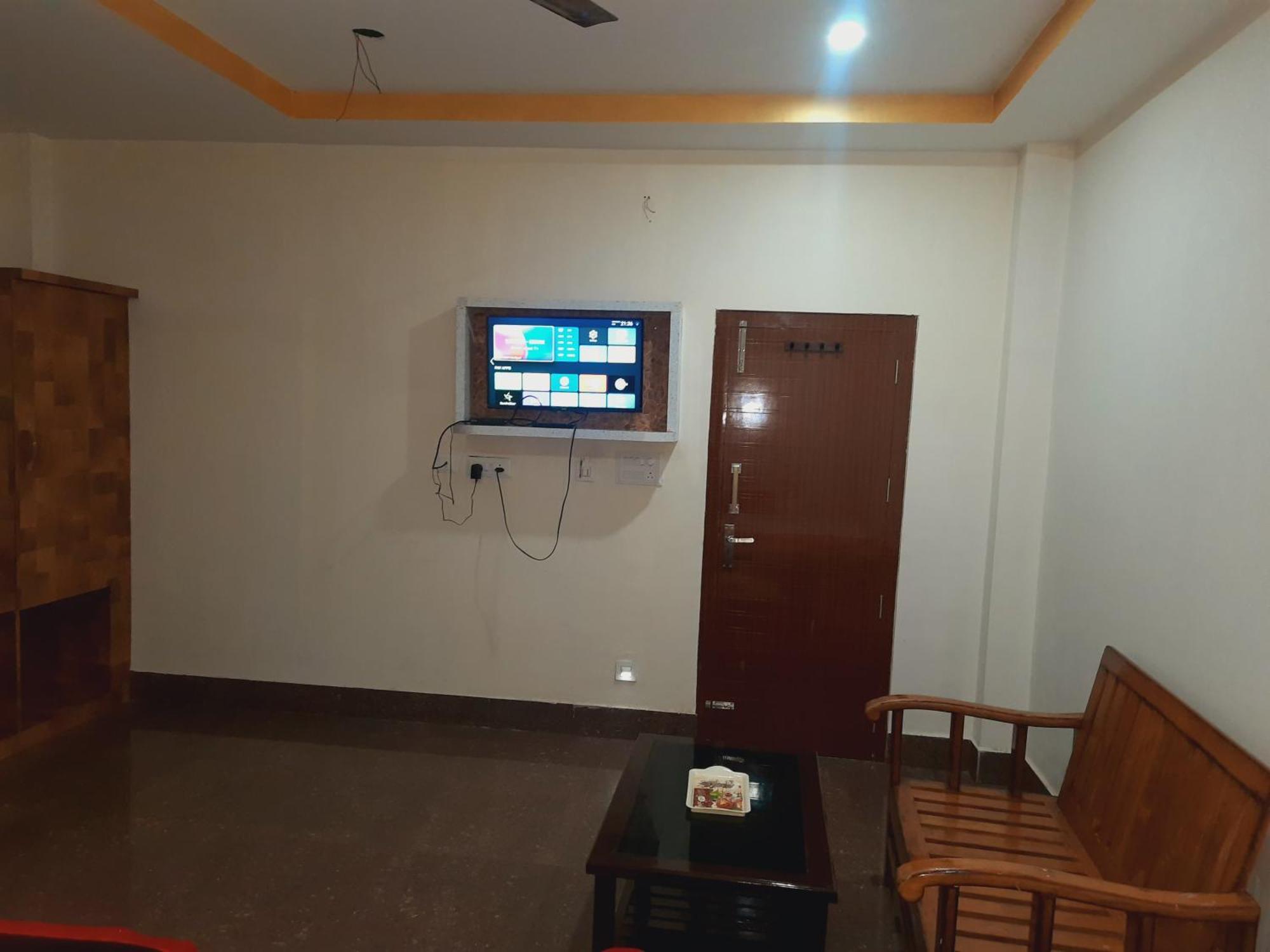 Hotel Knight Inn Airport Guwahati Bagian luar foto